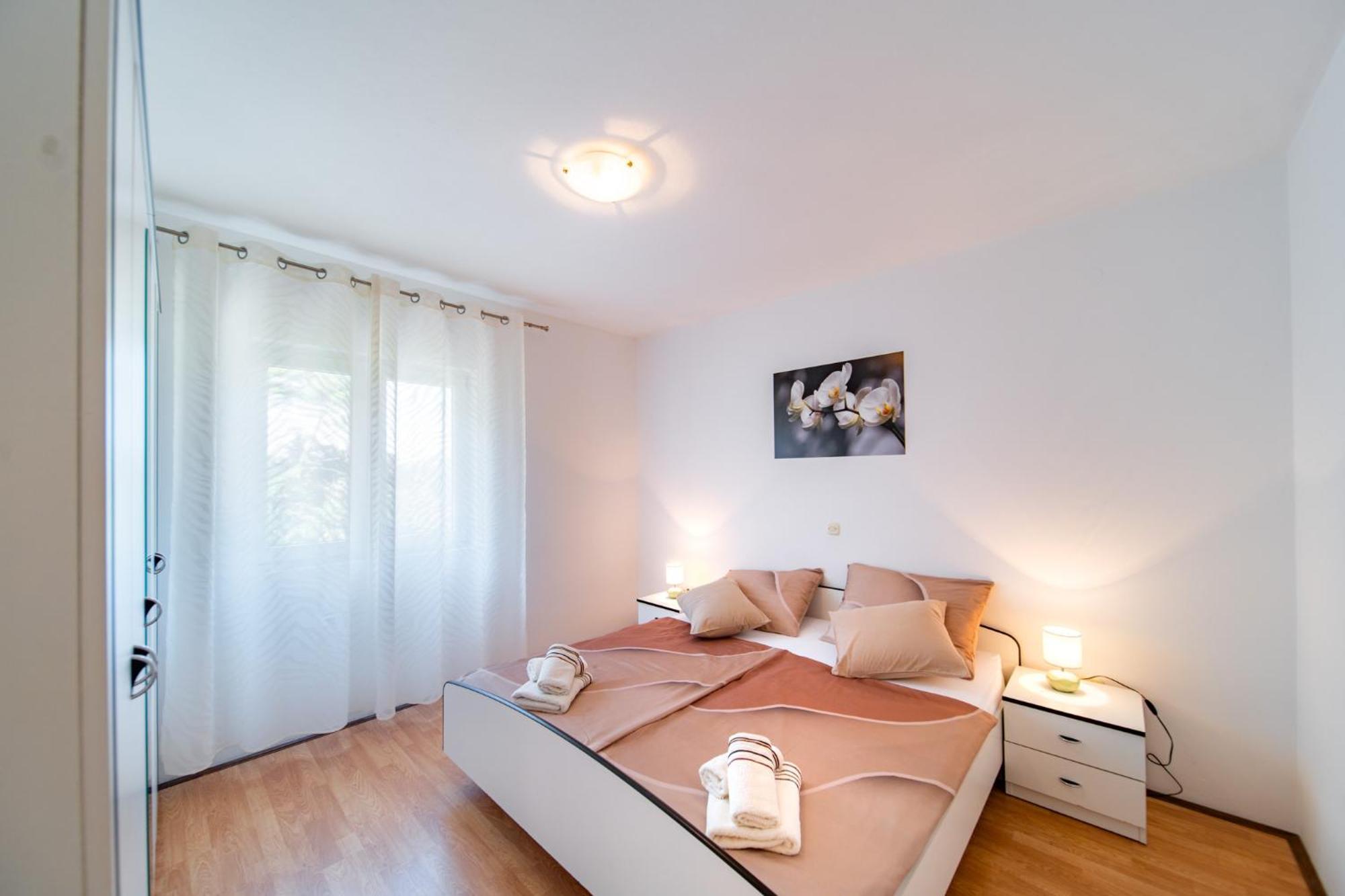 Apartments Lores 拉布 外观 照片